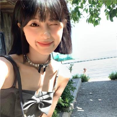 秘林謎村